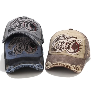 Vintage gewaschene Baumwoll-Baseballkappen mit SHARKS-Stickerei und Distressed-Details