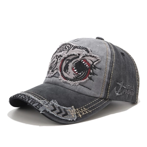 Vintage gewaschene Baumwoll-Baseballkappe mit Hai-Stickerei und distressed Streetstyle-Look