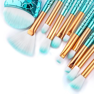 11-piece mermaid makeup brush set with gradient fishtail handles and soft bristles