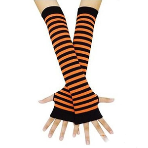 Mitaines de ninja avec rayures horizontales noires et oranges de style classique