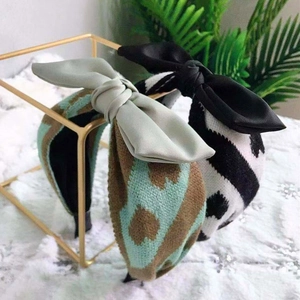Women Korean Style Knitted Wide Brim Headband Elegant Yarn Bow Hair Band Vintage Sweet Crochet Headwear Hair Accessories