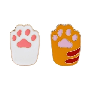 Spille carine a forma di zampa di gatto con cuscinetti rosa nei colori bianco e arancio