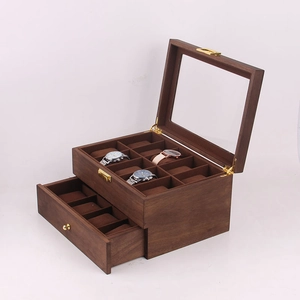 Détail boîte à montres vintage en bois de noyer double couche avec 20 fentes et tiroir