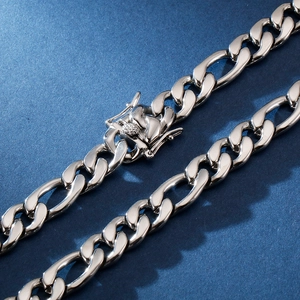 Flat silver Cuban curb chain necklace in stainless steel with 925 stamped clasp