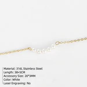 Collier en acier inoxydable 316L avec cinq perles blanches en design sourire, 38+5 cm