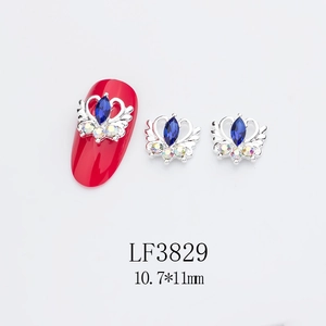 Bijoux à ongles cœur 3D avec strass bleus et base en alliage argent, 10,7x11mm
