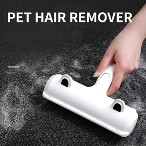 Rouleau de brosse anti-poils pour animaux avec oreilles de chat nettoyant un tapis