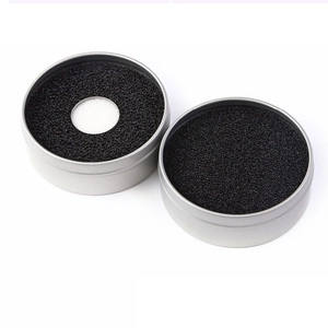 Zweiteiliges Set Make-up-Pinsel-Trockenreiniger mit Aktivkohleschwamm in Metalldosen