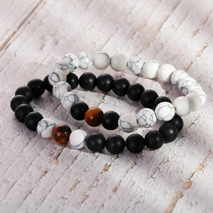 Set mit 2 minimalistischen 8mm matten Onyx- und Marmor-Perlenarmbändern mit Tigerauge-Stein