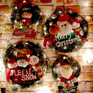 Grandes couronnes de Noël en bois avec Père Noël, Bonhomme de neige, Cerf et lampes LED