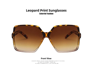 Front view of retro square tortoise sunglasses with gradient tea lenses and thick frame