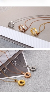 Detailed comparison of round pendant necklaces in silver, rose gold and gold finishes