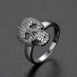 Gothic hip hop skull ring for men and women with silver metal and sparkling crystals
