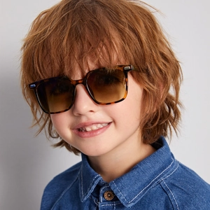 Classic tortoise shell retro sunglasses for children with brown gradient lenses
