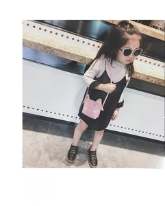 Pink cartoon cat-shaped shoulder bag for kids with cute embroidered details and ears