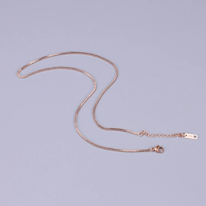 Elegant 18K rose gold plated stainless steel box chain necklace with lobster clasp