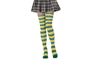 Détails de la maille des chaussettes montantes à rayures jaunes et vertes pour femme