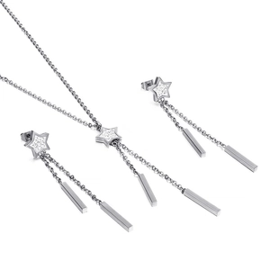 Elegante set di collana con stella e orecchini pendenti lunghi in acciaio argento