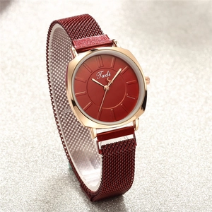 Montre Quartz Femme Et Bracelet Boîtier Alliage Bracelet Milanais Acier Inoxydable Boucle Magnétique Montre Bracelet Élégante