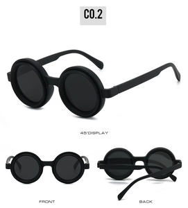 Dreifache Ansicht der matt-schwarzen Retro-Rundsonnenbrille mit Punk-Doppelrahmen-Design