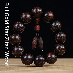 Bracciale in sandalo rosso premium con stelle dorate fitte e consistenza fine