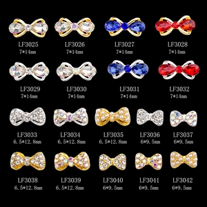Abalorios para uñas con forma de lazo, diamantes y perlas en varios tamaños