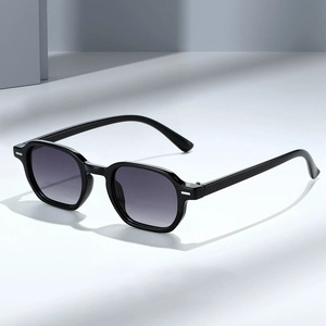 Vintage Rectangle Sunglasses UV400 Protection Retro Square PC Frame Fashion Eyewear For Men Women Outdoor Driving