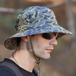 Cappello da sole mimetico a tesa larga con sottogola per pesca ed escursioni