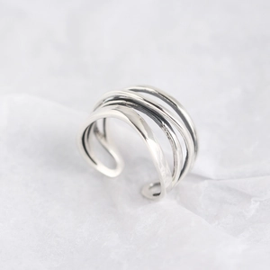 Anello aperto in argento sterling S925 con linee irregolari e stile retrò chic