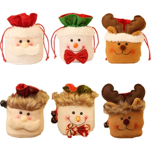 Sacs de cadeaux de Noël avec cordon de serrage et motifs Père Noël, Bonhomme de neige