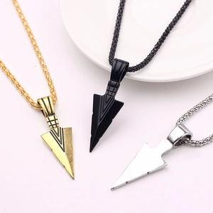 Vintage alloy arrow pendant necklaces in gold, black, and silver for men's fashion