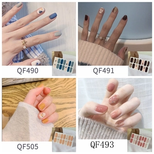 Wasserdichte Leoparden-Nagelaufkleber in vier geometrischen und Porträt-Designs