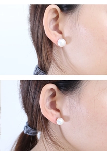 Vue détaillée de boucles d'oreilles perles blanches rondes avec un éclat vif de 8-10mm