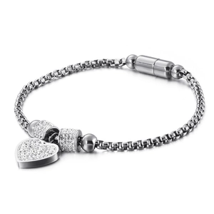 Bracelet élégant en acier inoxydable avec pendentif cœur en cristal et fermoir magnétique