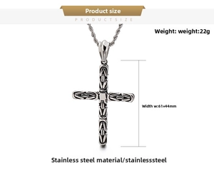 Détail du pendentif croix en acier inoxydable rétro avec texture et dimensions précises