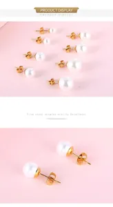 Détail de boucles d'oreilles perles rondes multi-tailles plaquées or 18 carats