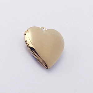 DIY gold heart-shaped mirror locket pendant for necklaces and keychains accessory