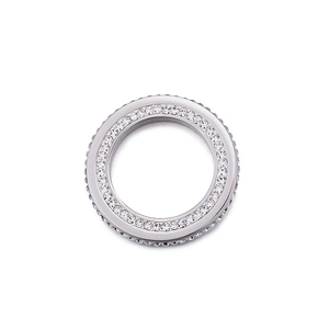 Bague en acier titane argenté ornée d'une double rangée complète de strass étincelants
