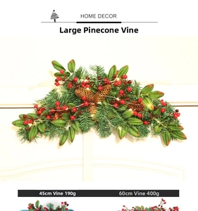 Detailansicht der Weihnachtsranke mit Zapfen, Beeren und LED-Lichterkette, 45-60cm Länge