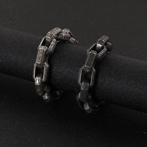Men's vintage punk stainless steel chain bracelet with intricate geometric carvings