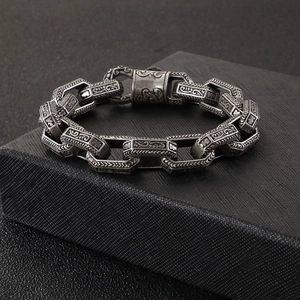 Vintage stainless steel men's punk bracelet with relief floral patterns and hex links