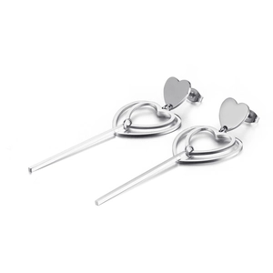 Boucles d'oreilles cœur en acier argenté avec pendentifs évidés et barres verticales