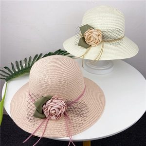 Women's summer straw sun hat with silk flowers and lace trim in cream and pink