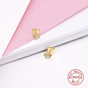 Detail of S925 sterling silver evil eye stud earring with zircon and 925 silver hallmark