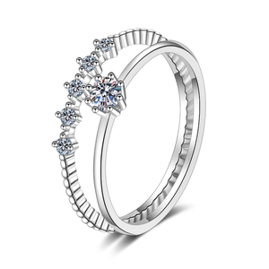 Elegant S925 sterling silver double-layer ring with moissanite center stone and crown band