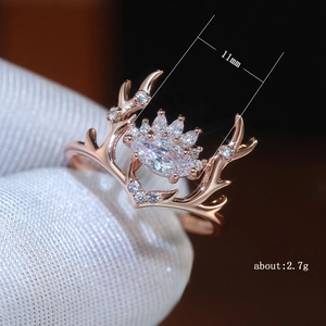 Anello corona corna di cervo oro rosa con zircone taglio marquise, larghezza 11 mm