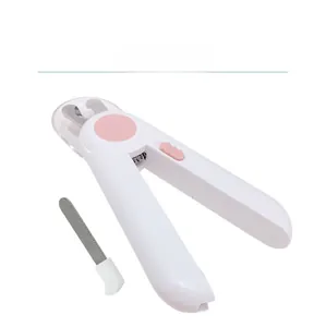 Vue détaillée du coupe-ongles pour animaux en acier inoxydable avec lime et capot protecteur