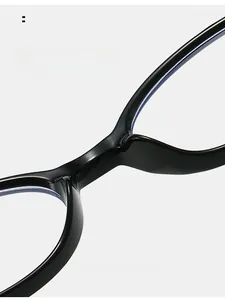 Detail view of comfortable integrated nose pads on black frames for long-term wear
