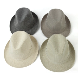 Ensemble de chapeaux jazz homme en gris, beige, café et vert avec texture tissée respirante
