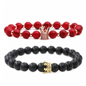 Set di bracciali a corona per coppie con perline in turchese rosso e pietra nera opaca